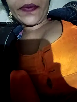 Snapshot of Lovely_sima chatting on February 2026 05:11:01 PM Lovely sima online show from February 2026 05:11:01 PM