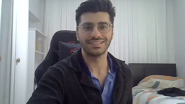 Snapshot of ciceroable chatting on May 2026 08:03:02 PM ciceroable online show from May 2026 08:03:02 PM