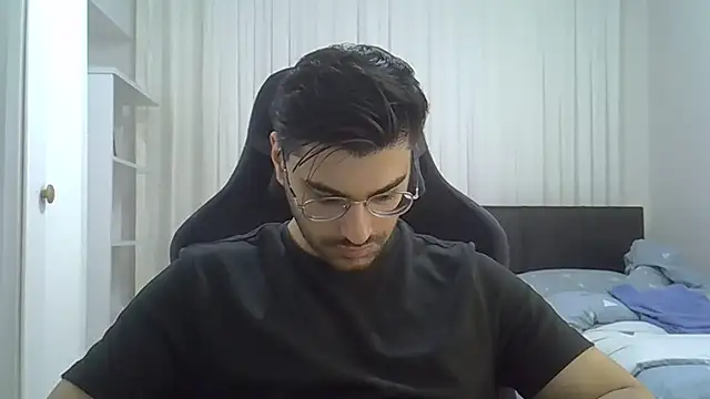Snapshot of ciceroable chatting on May 2026 08:05:01 PM ciceroable online show from May 2026 08:05:01 PM