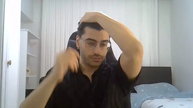 Snapshot of ciceroable chatting on May 2026 08:39:02 PM ciceroable online show from May 2026 08:39:02 PM