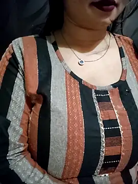 PARI51 online show from March 2026 07:39:01 PM