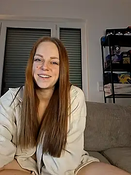 Snapshot of Larifari0406 chatting on March 2026 08:33:01 PM Larifari0406 online show from March 2026 08:33:01 PM