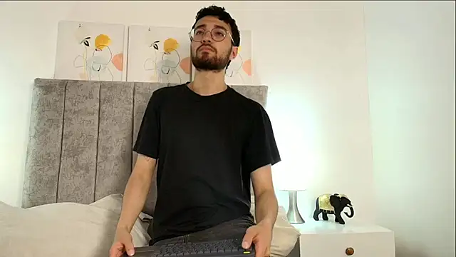 James Potter  online show from February 2026 07:25:02 PM