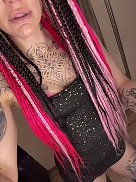 susannee online show from March 2026 10:03:01 PM