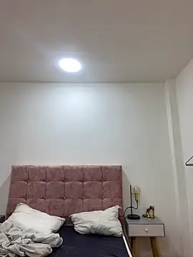 Annie bonnie  online show from February 2026 11:32:01 AM