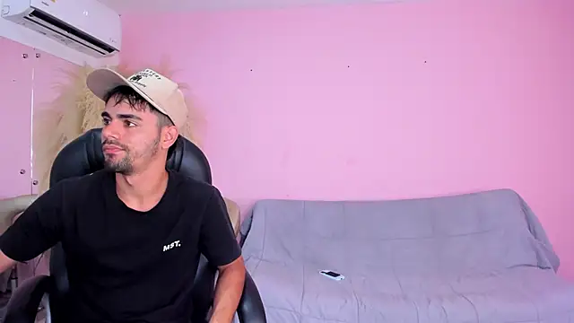 Snapshot of Bad_Boys777 chatting on January 2026 08:40:02 PM Bad Boys777 online show from January 2026 08:40:02 PM