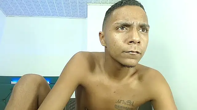 hotboyluxe online show from May 2026 09:28:01 AM