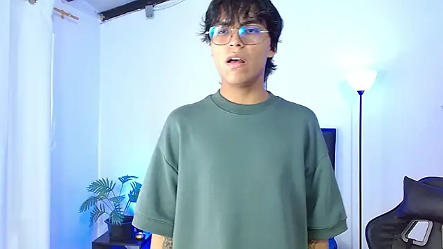 Maecum18 online show from February 2026 09:41:01 PM