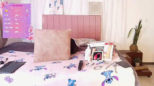 Petite pepper online show from July 2026 09:22:01 PM