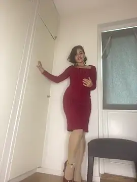 eva luz online show from May 2026 10:21:01 AM