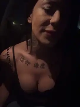 MelaFoxx online show from April 2026 11:20:02 PM