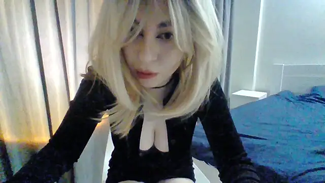 Snapshot of Warmmurr chatting on February 2026 09:37:02 PM Warmmurr online show from February 2026 09:37:02 PM