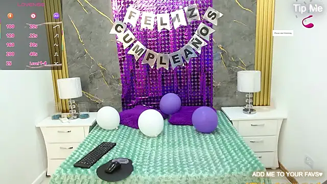 JORDAN MOOR online show from February 2026 07:58:01 PM