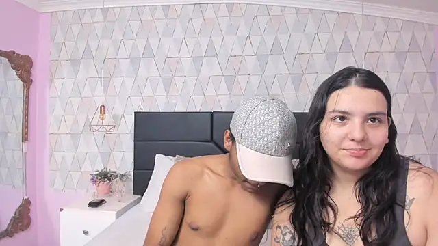 dafne and erick  online show from July 2026 09:43:01 PM