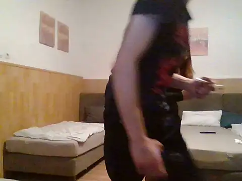 Snapshot of editke chatting on March 2026 08:12:02 PM editke online show from March 2026 08:12:02 PM