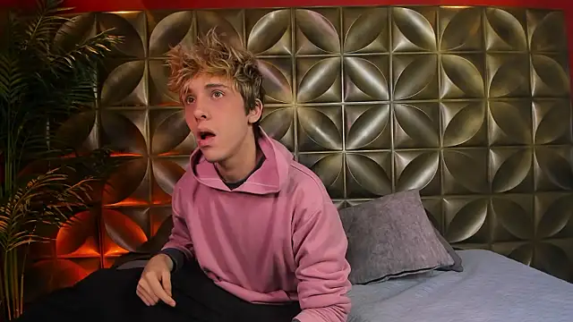 Snapshot of DannyParker_ chatting on February 2026 04:27:01 AM DannyParker online show from February 2026 04:27:01 AM