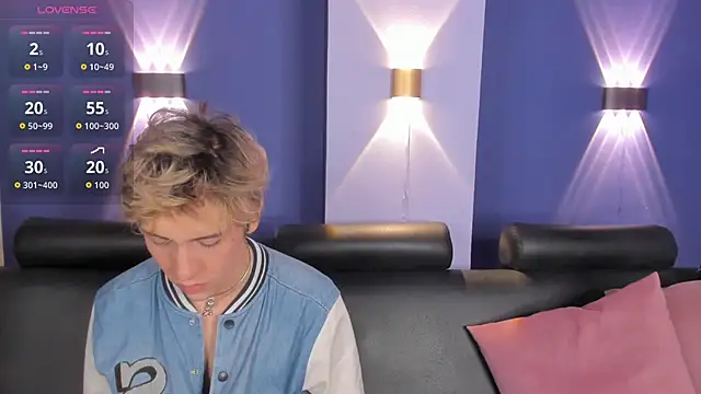 Snapshot of DannyParker_ chatting on February 2026 07:51:01 AM DannyParker online show from February 2026 07:51:01 AM