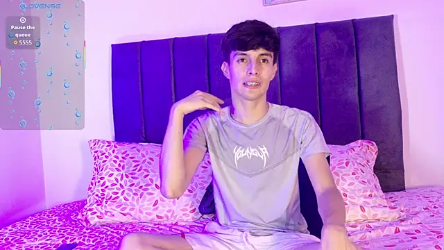 axxxel twink online show from May 2026 02:39:01 AM