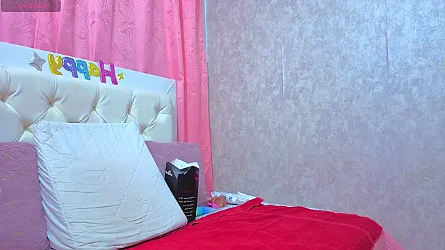 Snapshot of annya_thaylor chatting on February 2026 02:00:01 AM annya thaylor online show from February 2026 02:00:01 AM