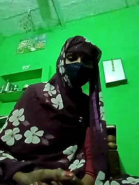 HOT-SEER3 online show from February 2026 09:57:01 PM