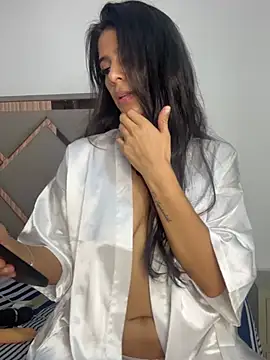 EvaMiranda online show from May 2026 04:17:01 AM