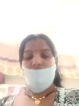 Snapshot of punamji_sexe chatting on February 2026 03:18:01 PM punamji sexe online show from February 2026 03:18:01 PM