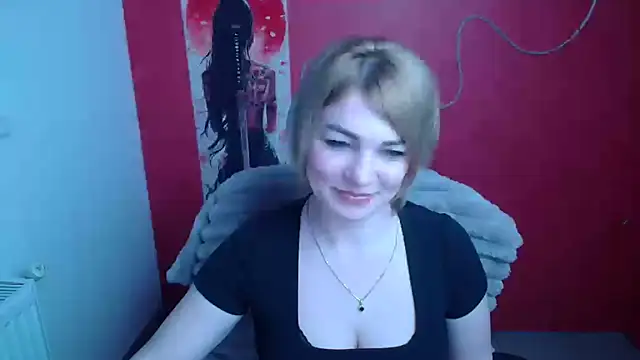 Snapshot of CuttieEmma chatting on March 2026 06:47:01 AM CuttieEmma online show from March 2026 06:47:01 AM