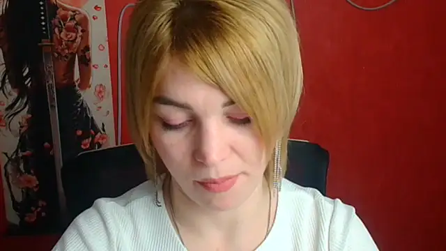 Snapshot of CuttieEmma chatting on March 2026 06:31:02 AM CuttieEmma online show from March 2026 06:31:02 AM