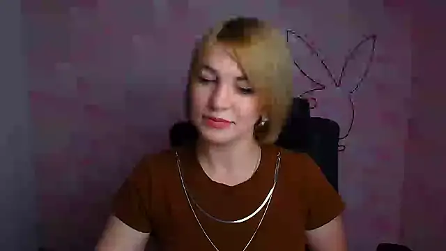 CuttieEmma online show from July 2026 12:01:02 PM