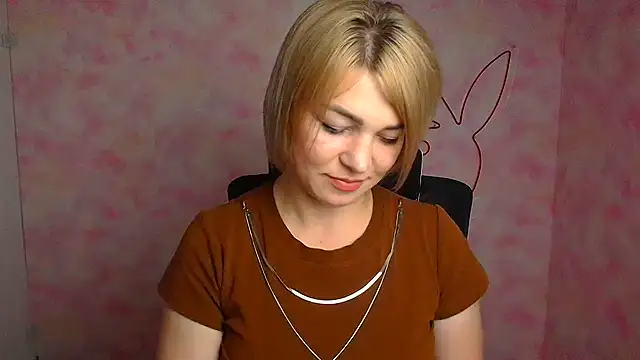 CuttieEmma online show from July 2026 05:34:01 AM