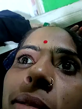 Priyakoli4568 online show from April 2026 04:26:02 AM