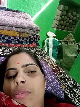Priyakoli4568 online show from May 2026 04:06:02 AM