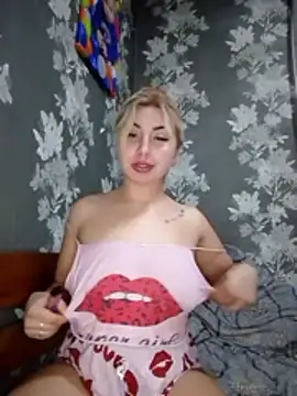 Snapshot of Emi-Flowers chatting on February 2026 07:34:01 PM Emi-Flowers online show from February 2026 07:34:01 PM