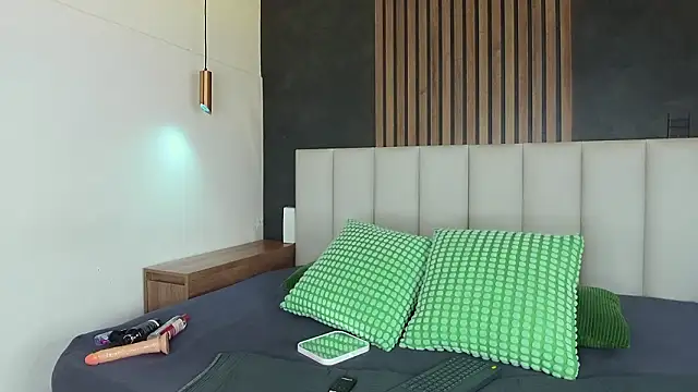 EmmaLou   online show from February 2026 04:22:02 AM