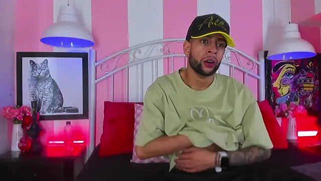 Aiden Cash7 online show from February 2026 04:20:02 AM