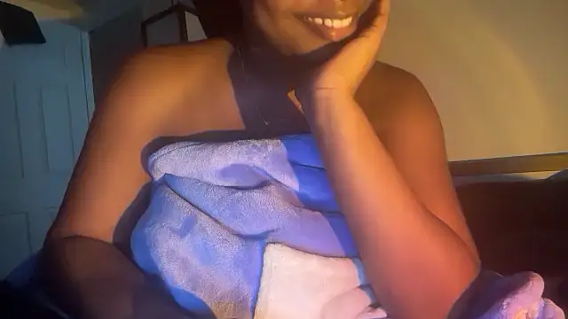SunniSoles99 online show from July 2026 12:03:02 PM