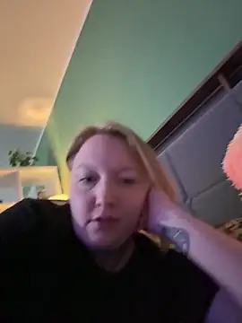 Lolaaxxx13 online show from May 2026 07:22:02 PM