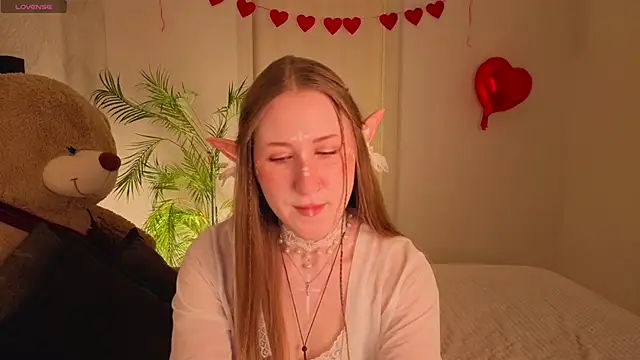 CassieReborn online show from February 2026 11:00:01 PM