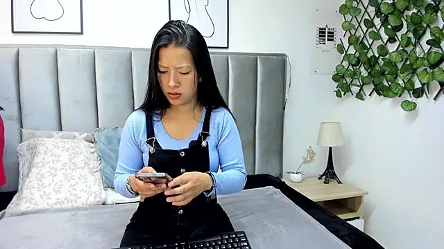 Snapshot of double_temptation_ chatting on February 2026 12:37:01 PM double temptation online show from February 2026 12:37:01 PM