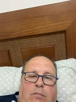 Snapshot of YachtCaptain10 chatting on March 2026 06:46:02 PM YachtCaptain10 online show from March 2026 06:46:02 PM