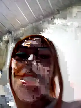 NathalialLooes online show from May 2026 11:21:02 PM