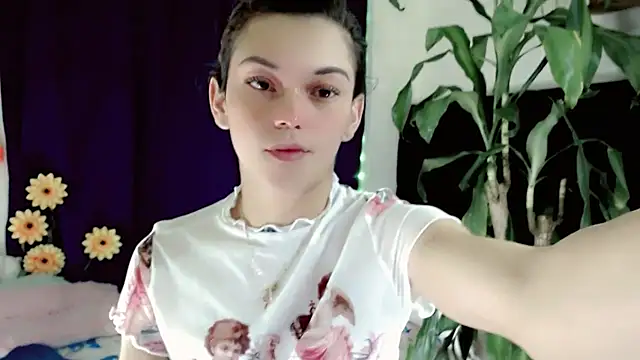 NathalialLooes online show from July 2026 12:57:02 AM