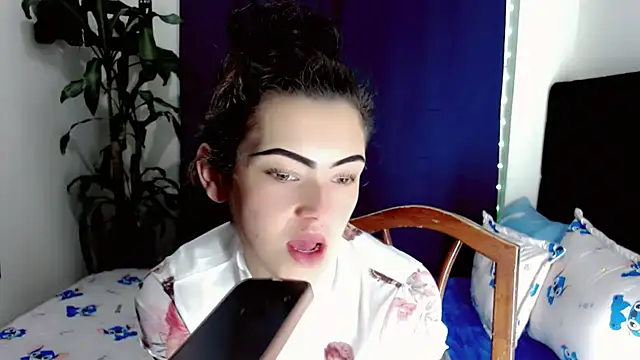 NathalialLooes online show from July 2026 03:03:01 PM