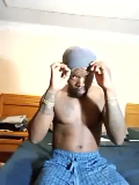 Snapshot of -HIIM- chatting on February 2026 11:23:02 PM -HIIM- online show from February 2026 11:23:02 PM