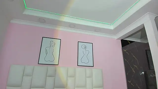 SARHA ANTONELLI online show from July 2026 02:09:01 PM