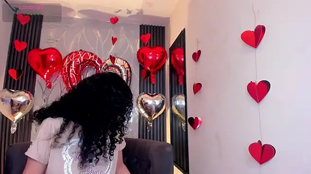 Zoe-yanin online show from February 2026 06:48:01 PM