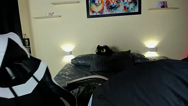 Snapshot of meredit_cris23 chatting on February 2026 06:26:01 AM meredit cris23 online show from February 2026 06:26:01 AM