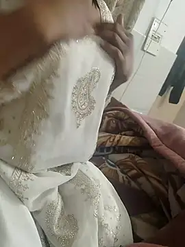 Curvy Simran online show from February 2026 05:19:01 PM