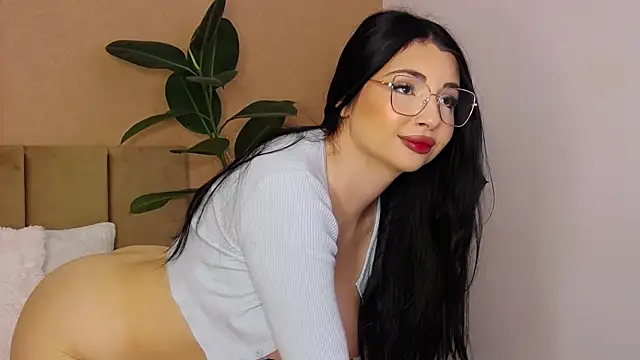 BellaHere online show from May 2026 06:21:03 AM