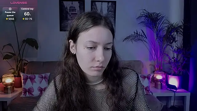 VioletaBloom online show from February 2026 07:12:02 AM